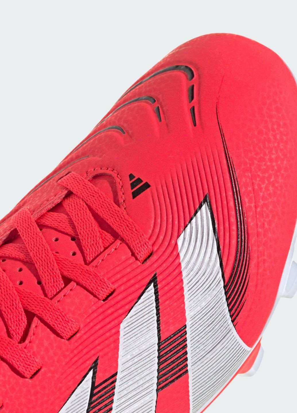 Красные летние бутсы predator club firm/multi-ground adidas