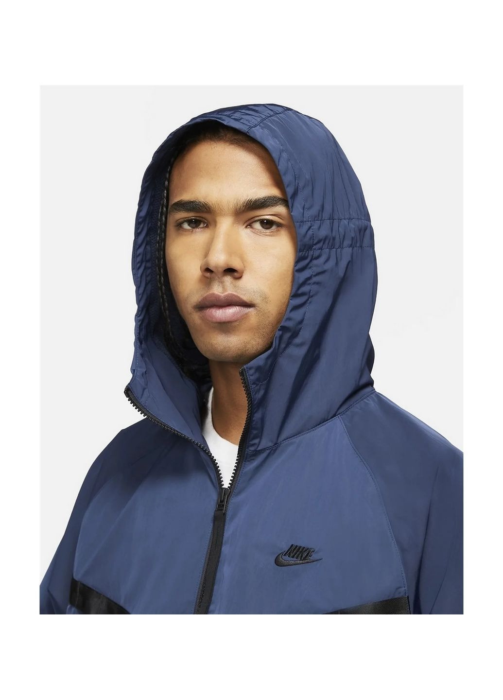 Синя вітровка чоловіча sportswear premium essentials blue Nike