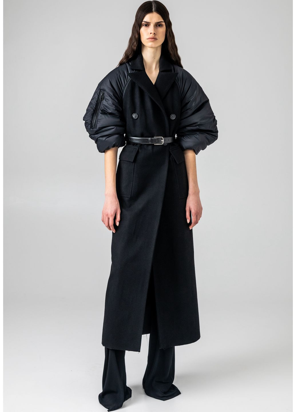 Черное демисезонное Пальто шерстяное GUDU