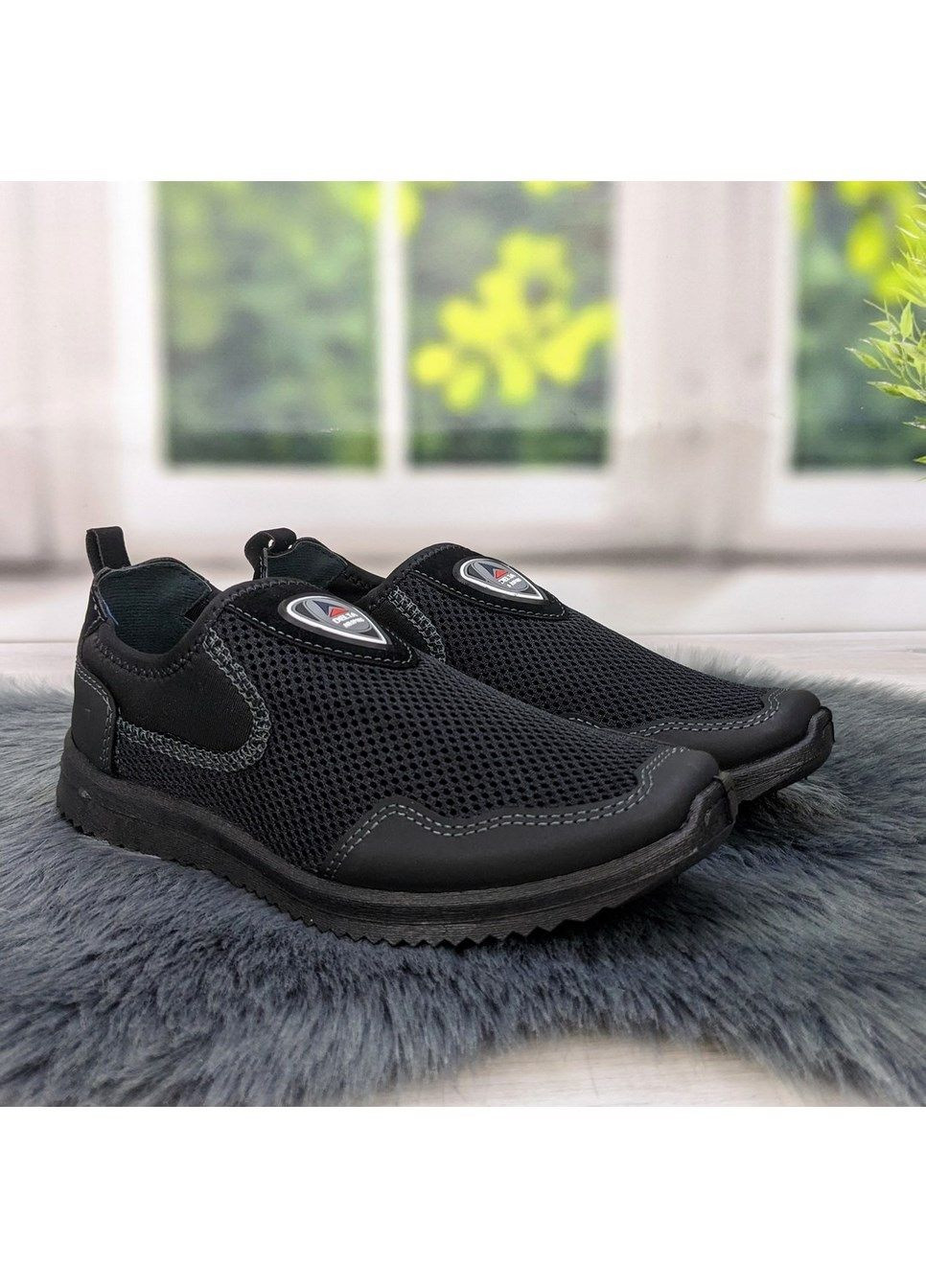 Чорні Літні підліткові кросівки для хлопчика сітка Dago