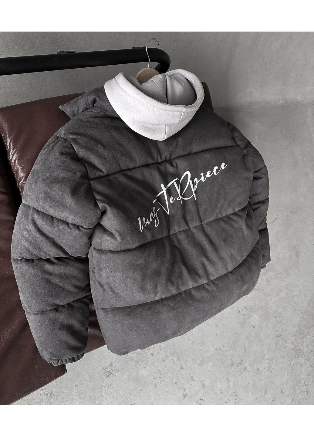 Серый зимний Пуховик No Brand