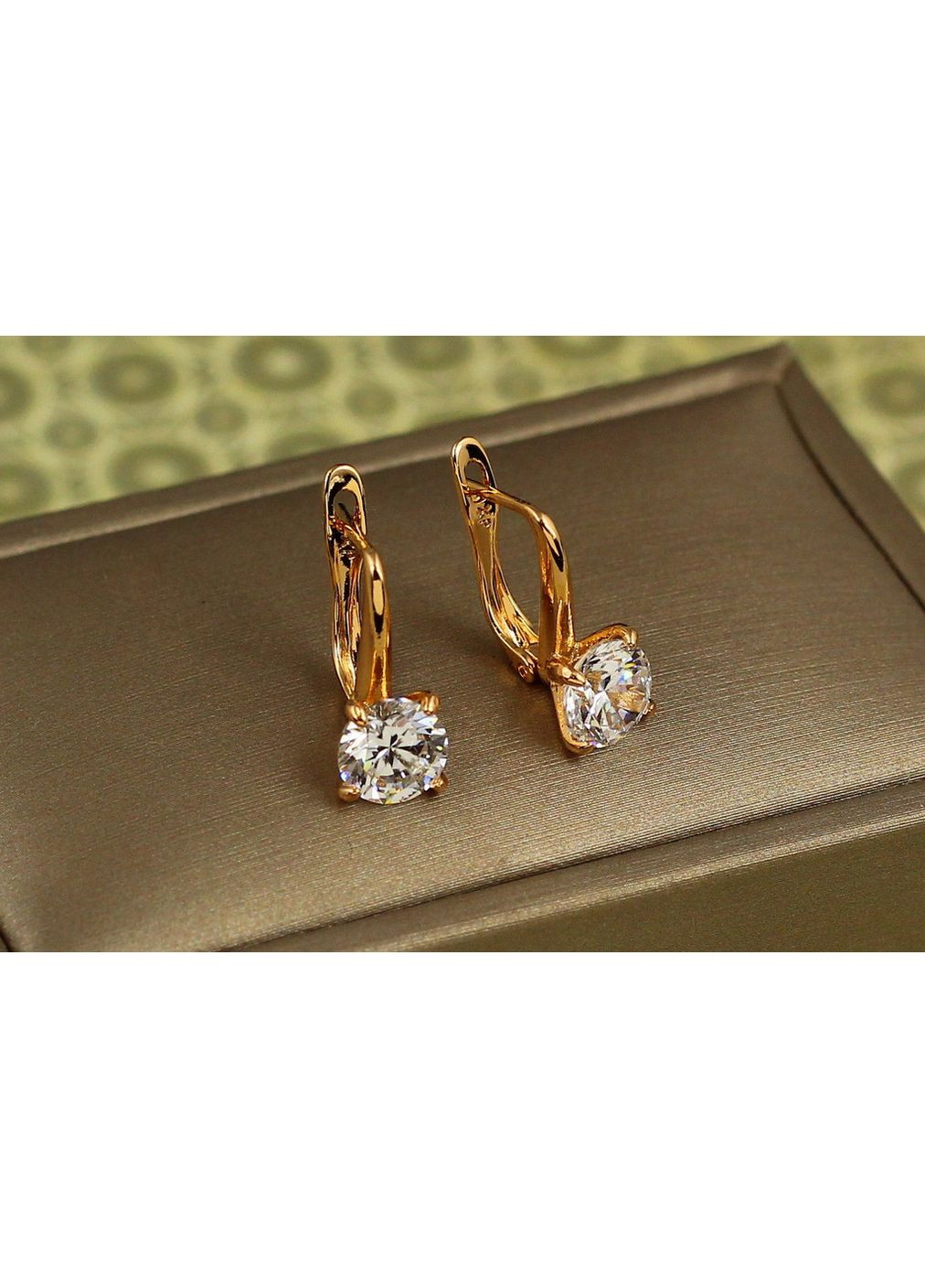 Сережки солістка з білим каменем 1,7 см золотисті love-shopping Xuping Jewelry (354659215)