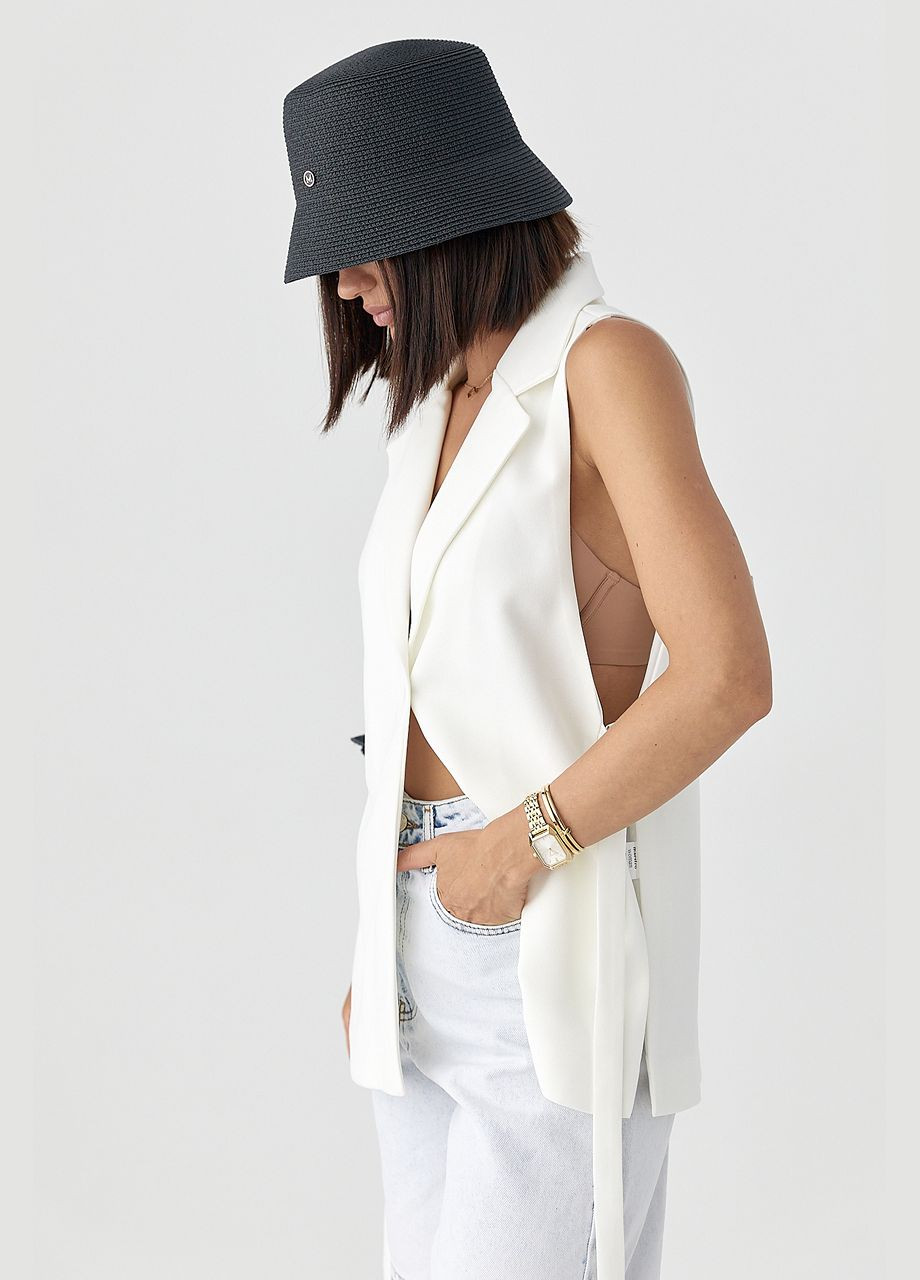 Жіночий класичний подовжений жилет - молочний колір Lurex (340917608)