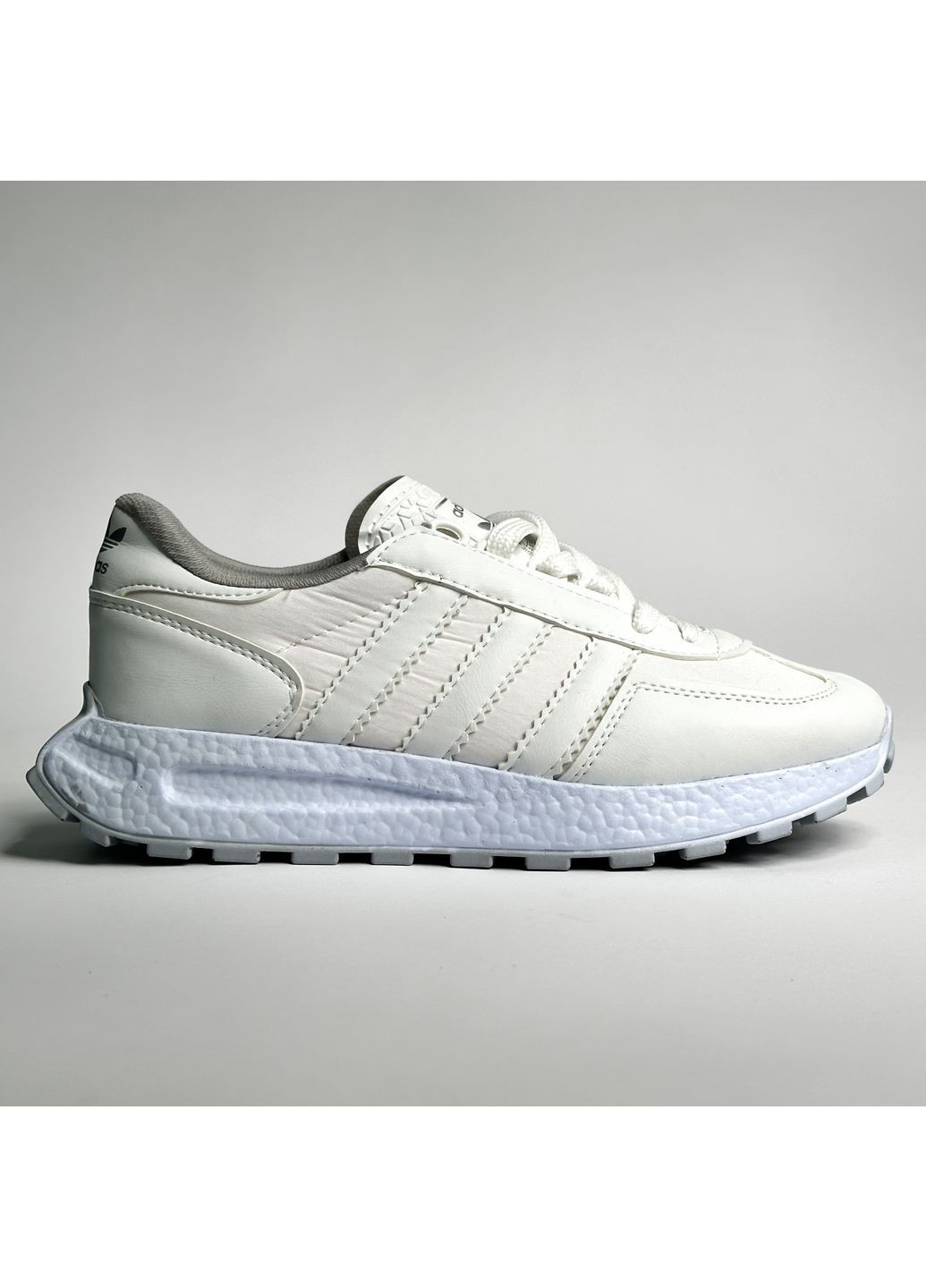 Белые демисезонные кроссовки мужские adidas sneakers boost white адидас No Brand