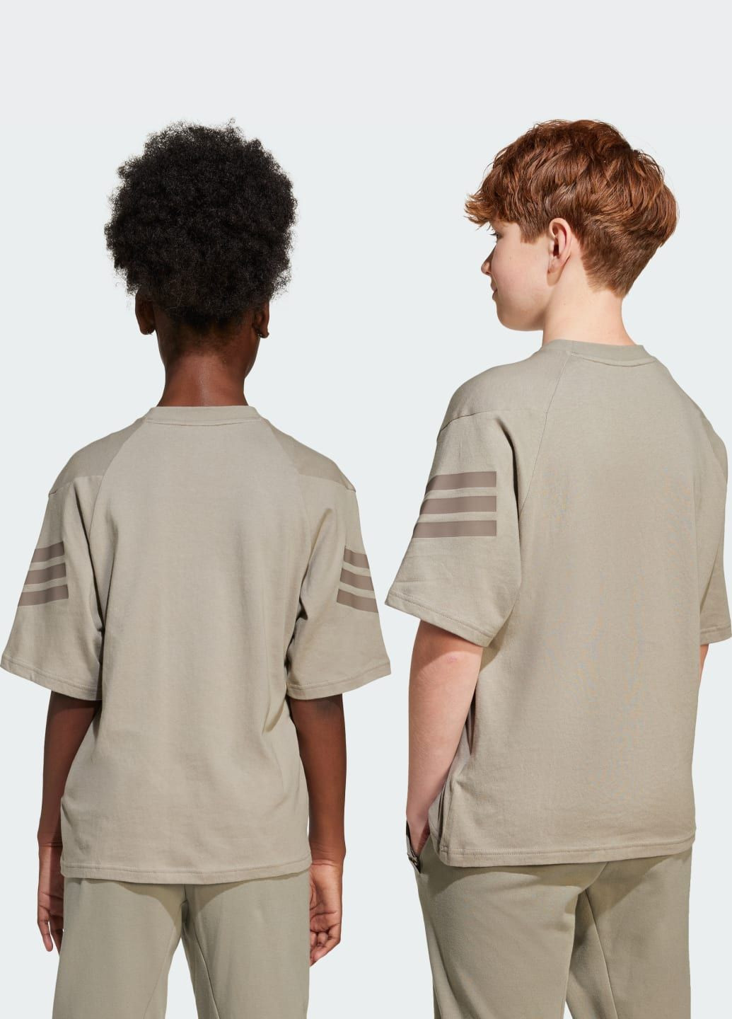 Бежева демісезонна футболка future icons 3-stripes kids adidas