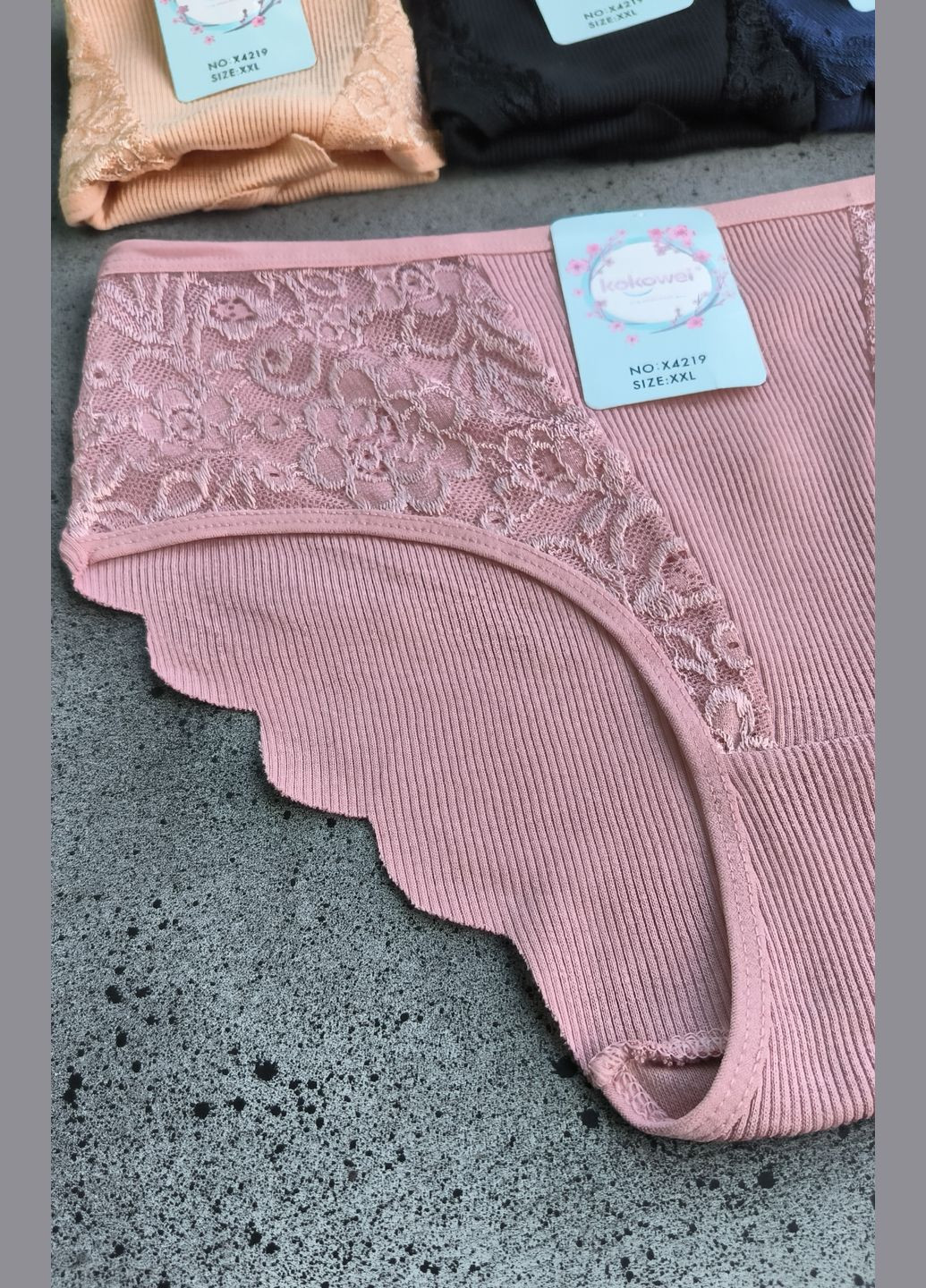 Набор 4 шт хлопковые трусы слип в рубчик с кружевом впереди (сзади бесшовные края, что не передавливают ягодицы) Kokowei (330143737)