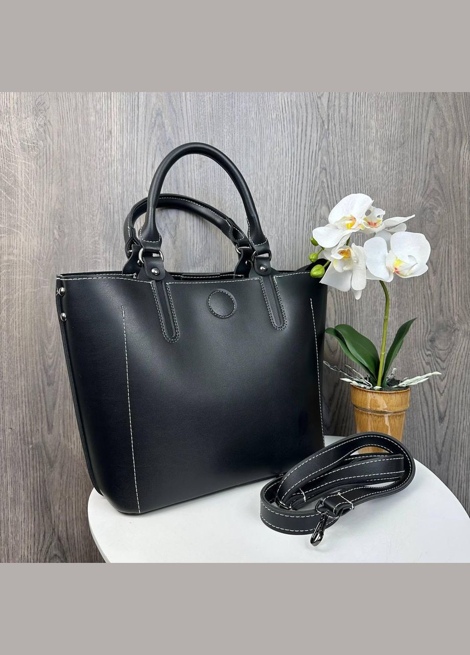 Велика жіноча сумка з вінцем брелоком наплічна екокожа чорна (sku_1226Н) No Brand (330576927)