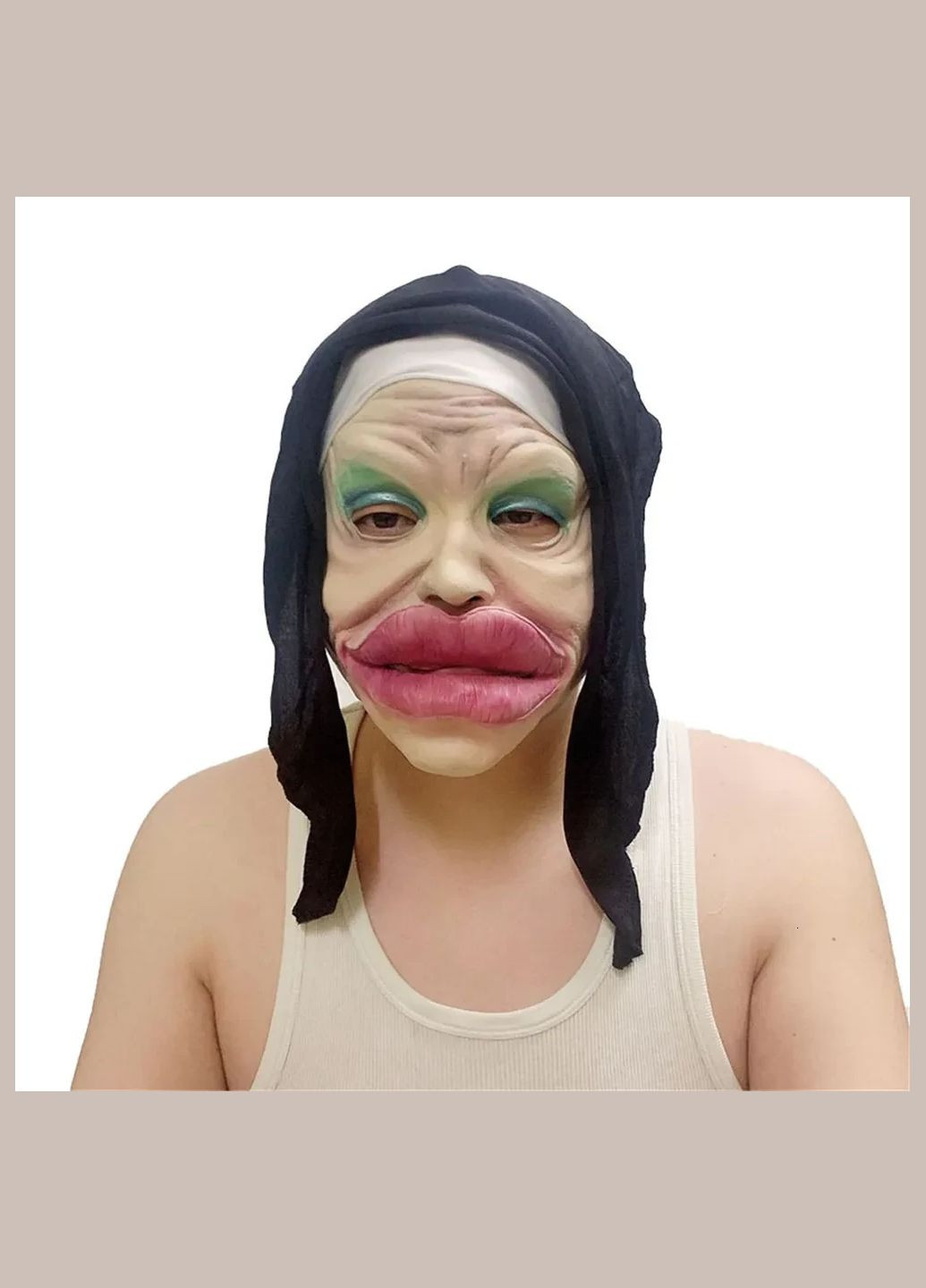 Маска латексная Монахиня с большими губами No Brand (338627277)