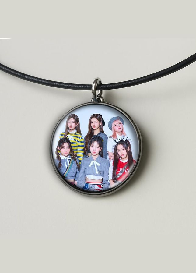 Набір підвіска (кулон) та брелок k pop NMIXX (1) No Brand (332633133)