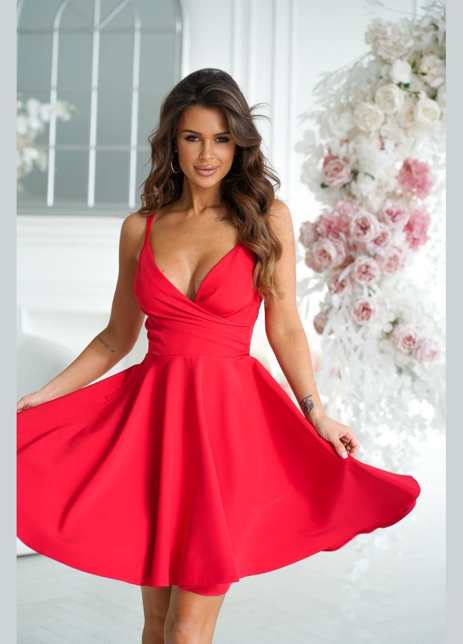 Красное стильное платье с длиной выше колен Украина