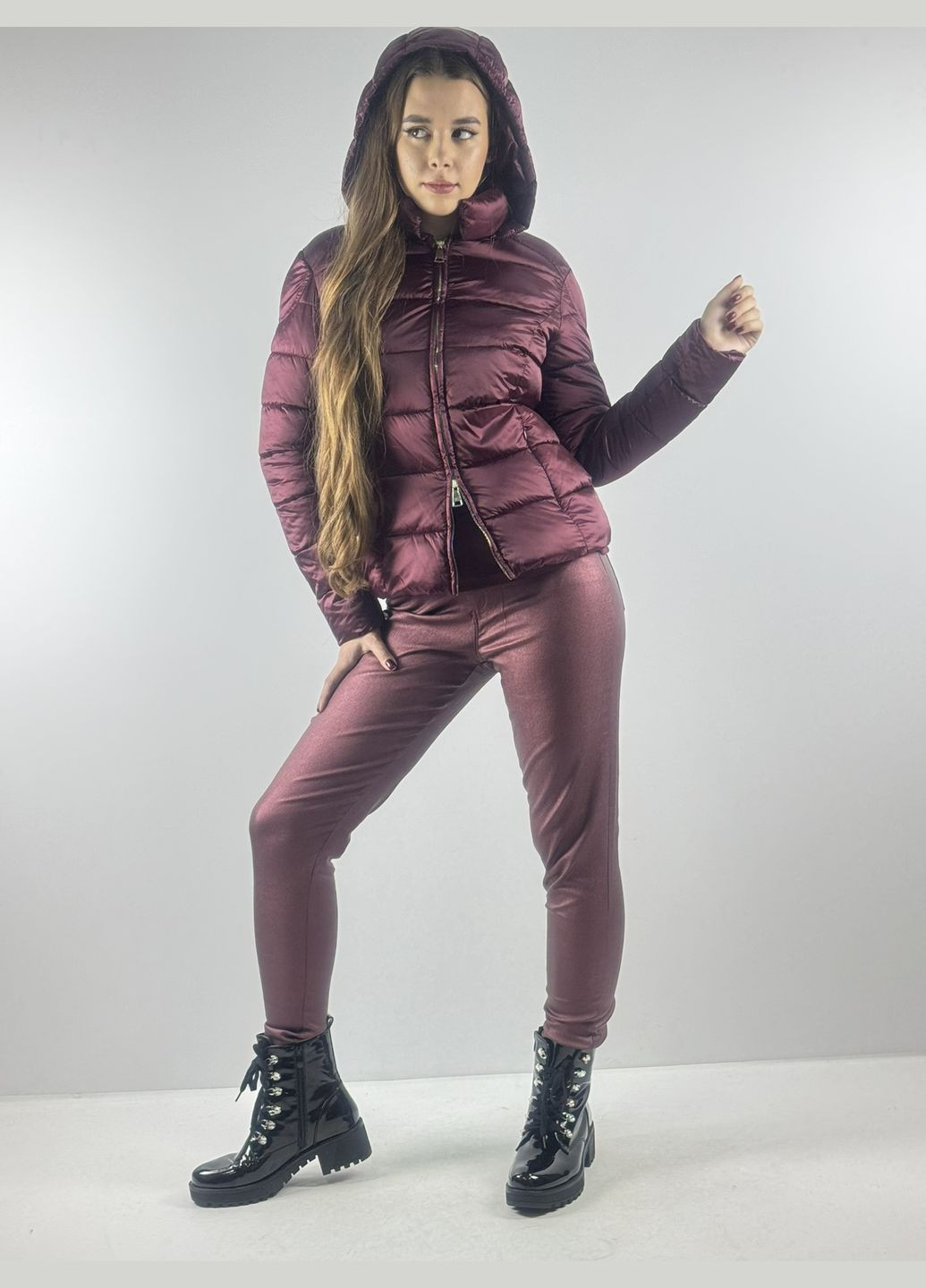 Штани жіночі, колір- марсала- бордо, з перламутровим відтінком, модель пошита під джинс. Стрейчеві, дуже м,які. Kor@Kor (315501976)