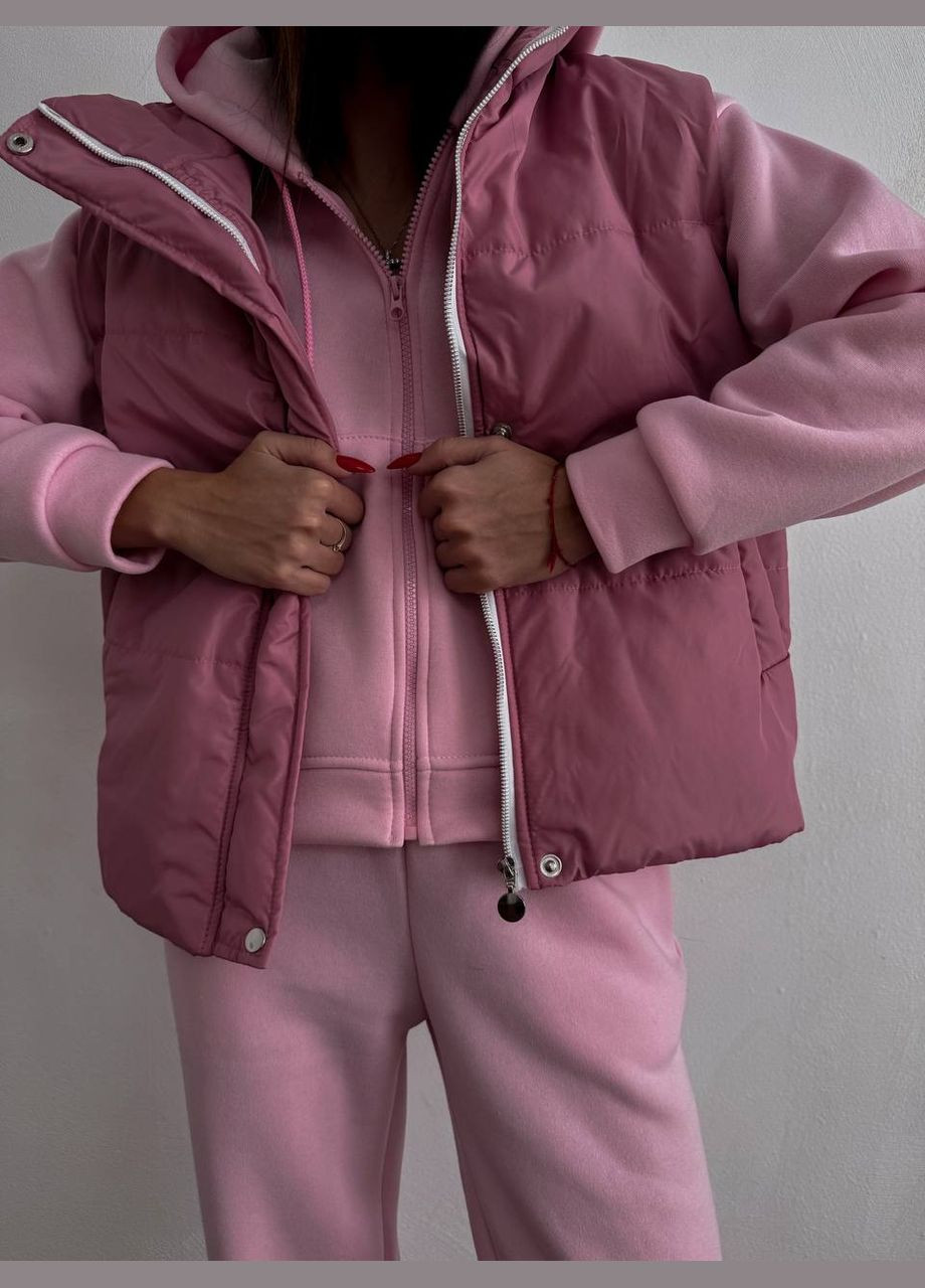 Качественный демисезонный костюм тройка цвета БАРБИ (жилет+худи+джоггеры), трендовый костюм 3-ка из качественной ткани No Brand 016-1 (306717615)