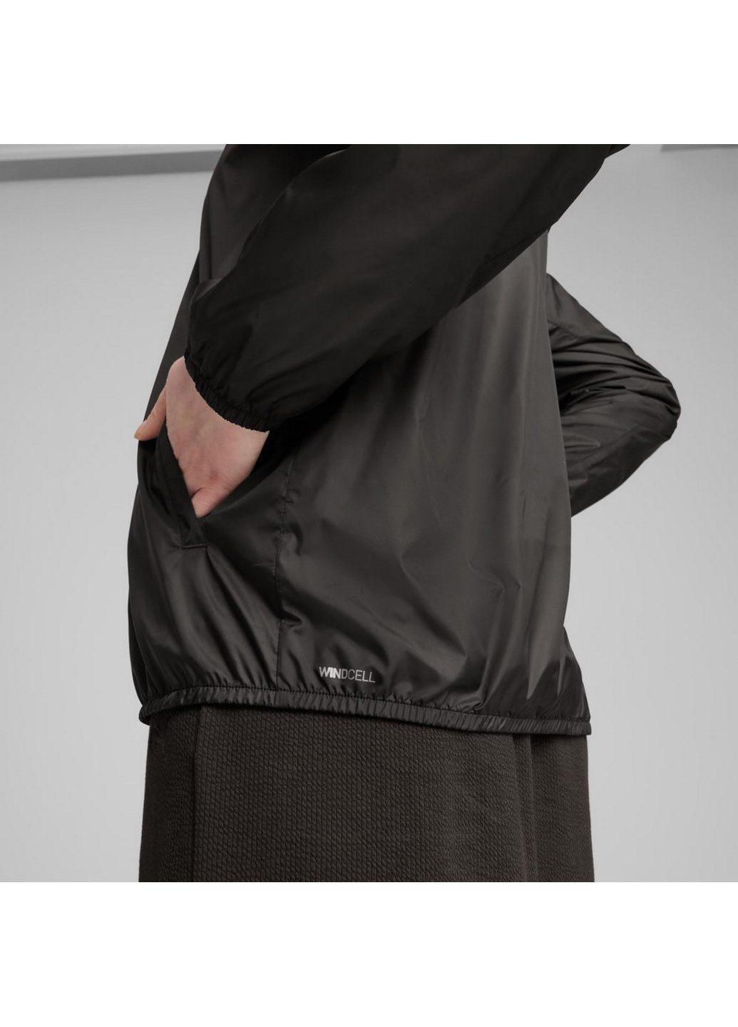 Ветровка женская Essentials Regular Windbreaker 685133-01 Puma (335009620}