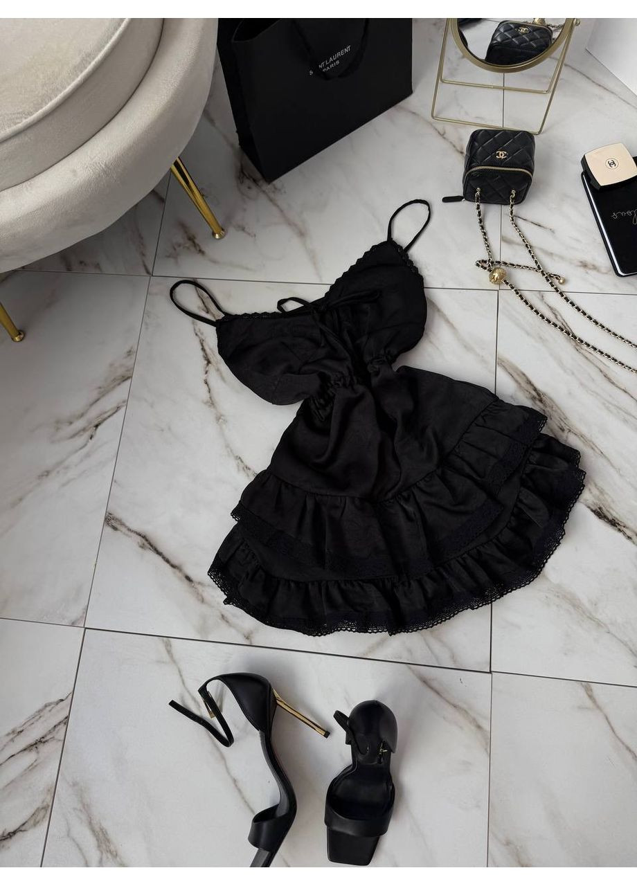 Чорна кежуал стильна коротка сукня на тонких бретелях з пишною спідницею Україна однотонна