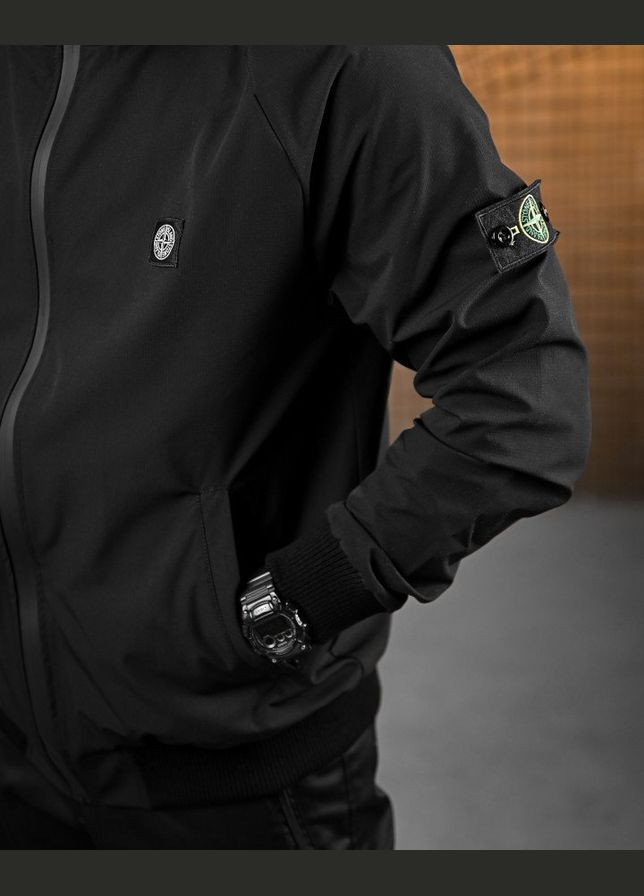 Чорна демісезонна вітровка Freedom