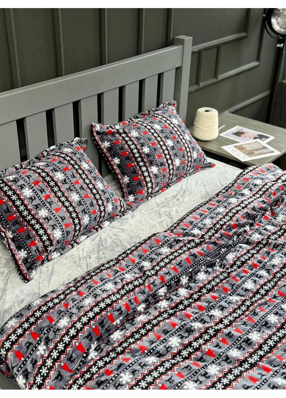 Постельное белье с резинкой Северная сказка, плюш Двухспальный размер, наволочки 50/70 No Brand (364219921)