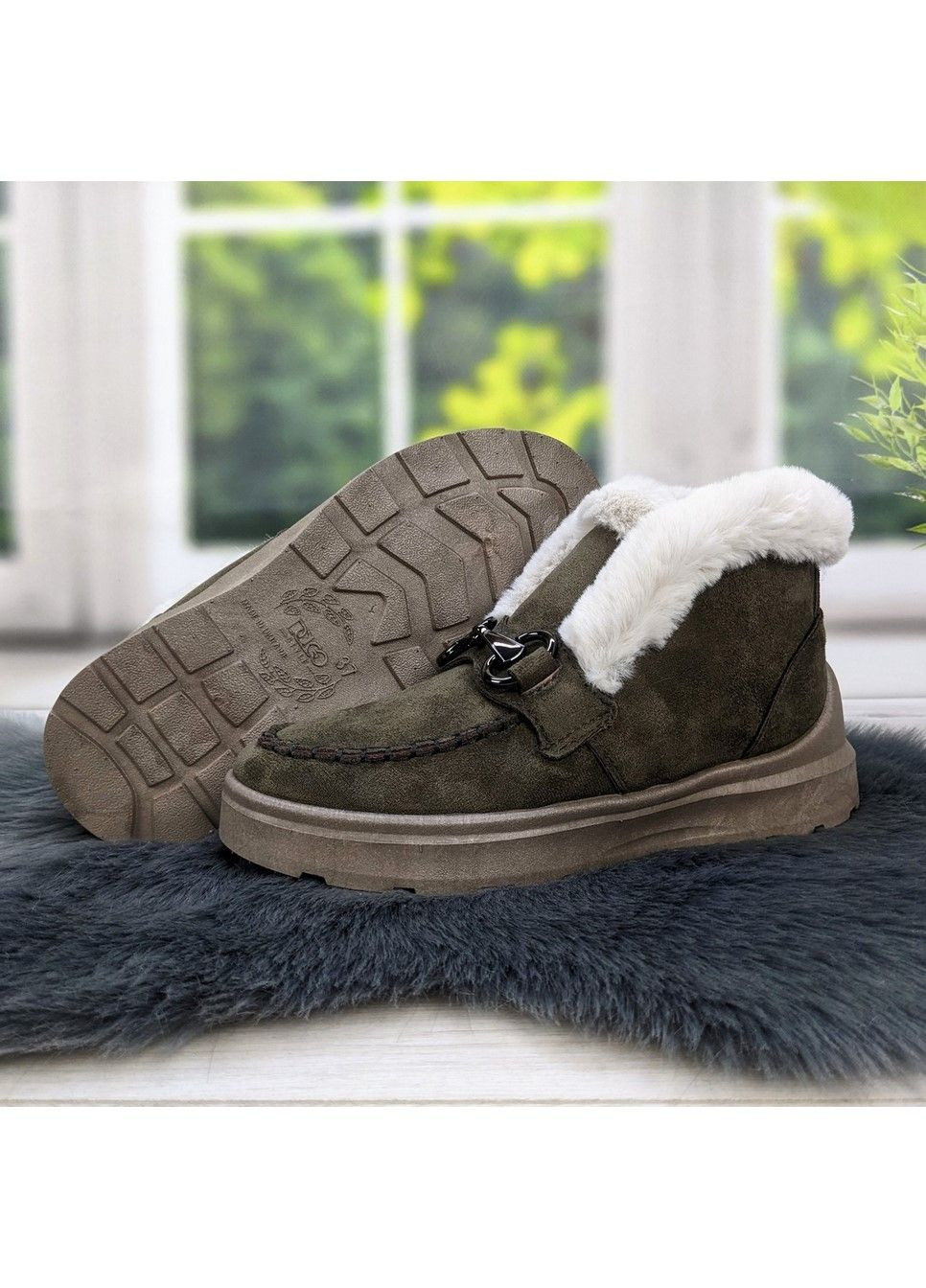 Черевики жіночі зимові замшеві Dago (301792139)