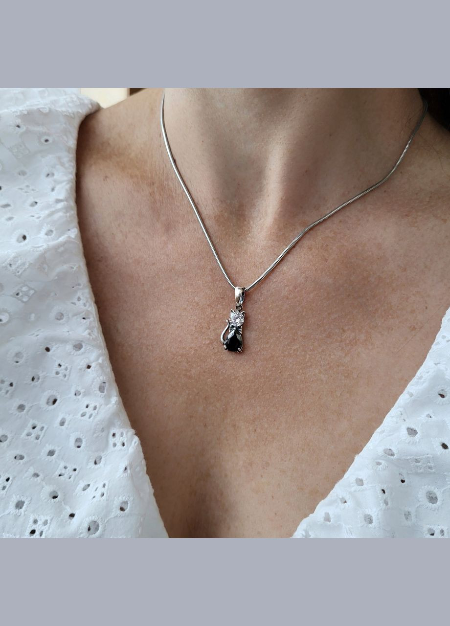 Срібна підвіска кулон Кішка з Чорним камінням срібло 925 проби чорнене 3473 2.27г No Brand (306742672)