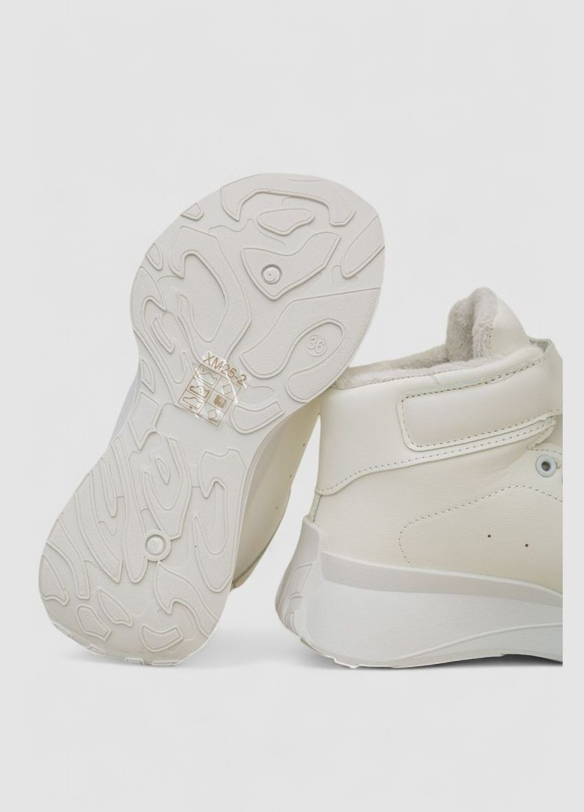 Зимние женские зимние на меху Ager