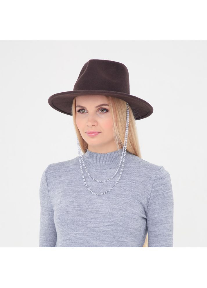 Капелюх федора жіночий зі срібним ланцюжком фетр коричневий ВІЖЕН LuckyLOOK 653-383 (322792762)
