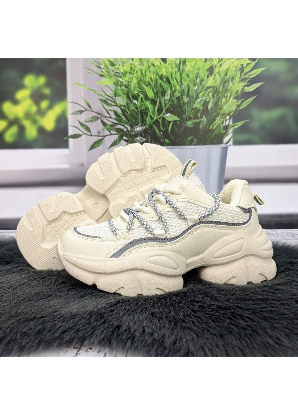 Бежеві осінні кросівки дитячі для дівчинки Clibee