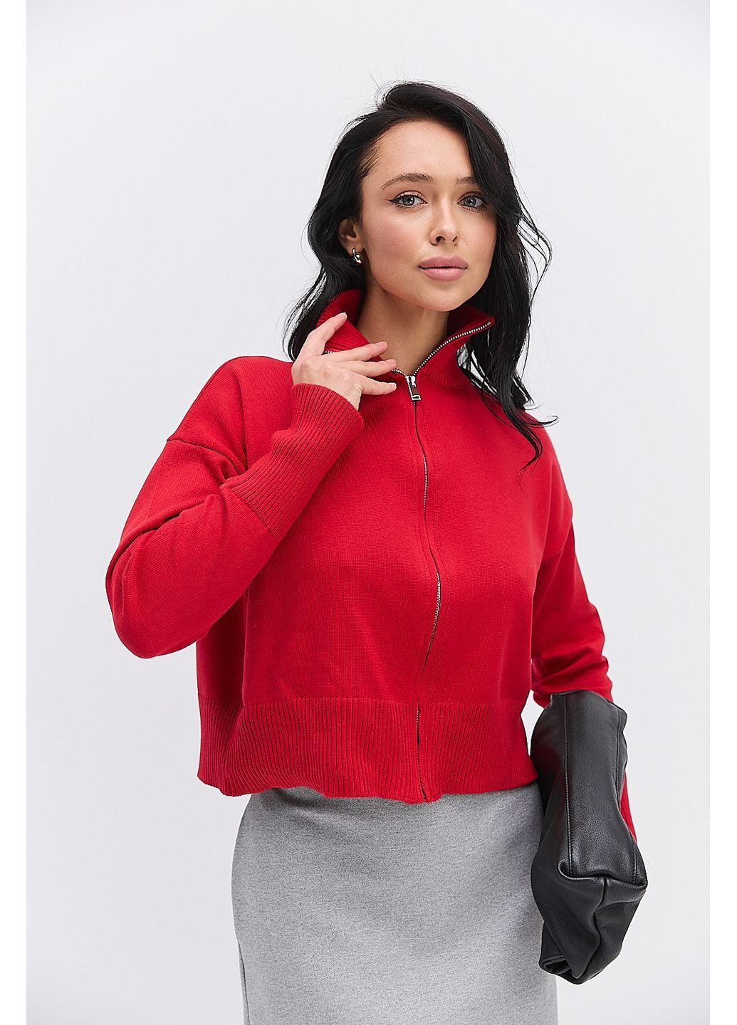 Жіноча вязана кофта на блискавці з високим коміром світло-молочна Arjen (370601761)