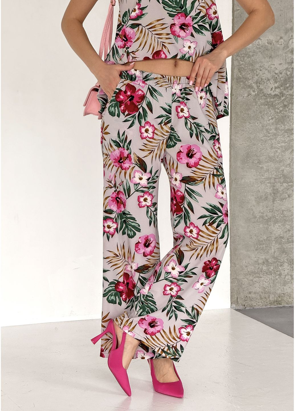 Яркий стильный летний костюм из креп-жатки INNOE Костюм (357490298)