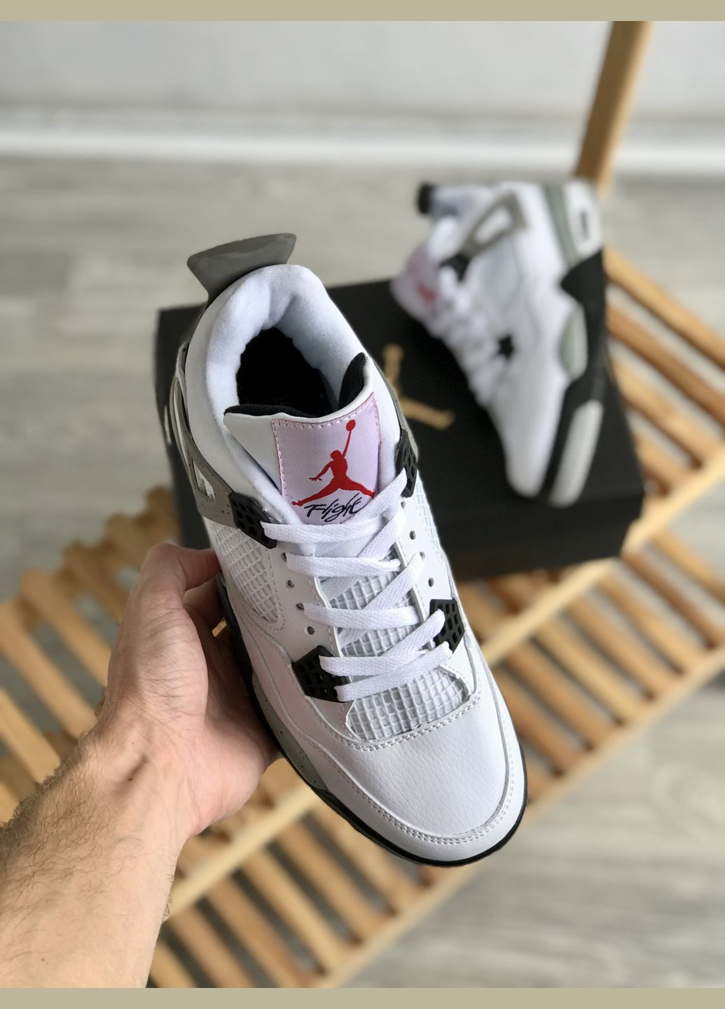 Белые всесезонные кроссовки мужские и женские nike air jordan 4 retro metallic white cement white | найк аир джордан 4 ретро белые No Brand