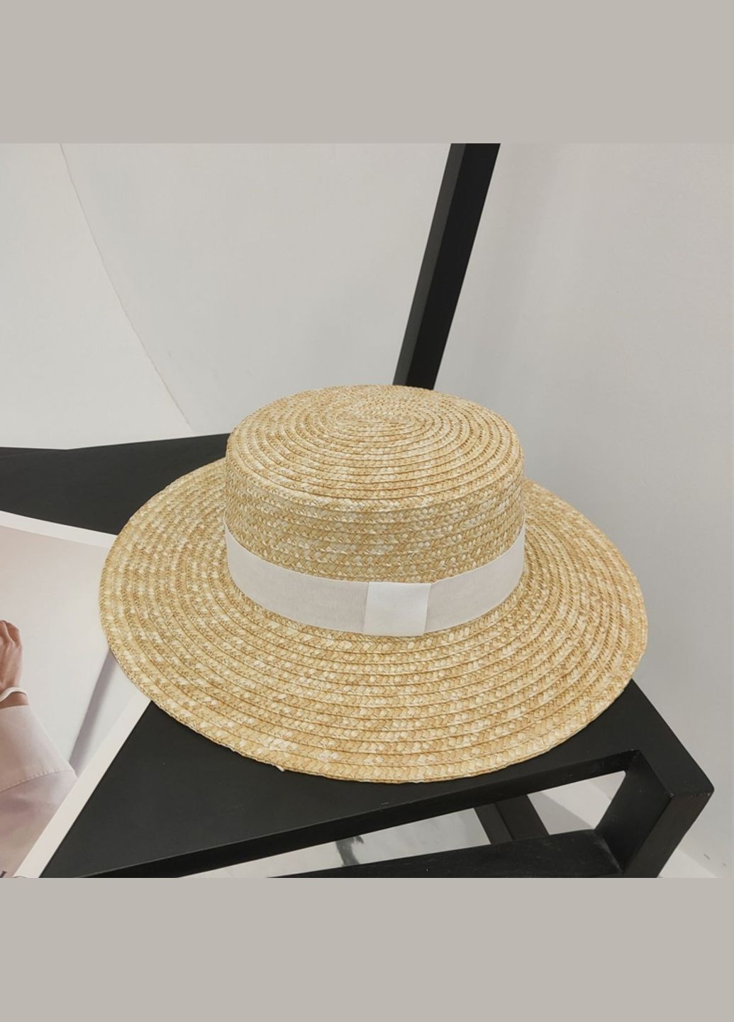 Літній солом'яний капелюшок канотьє з білою стрічкою (поля 9 см) No Brand (293943127)