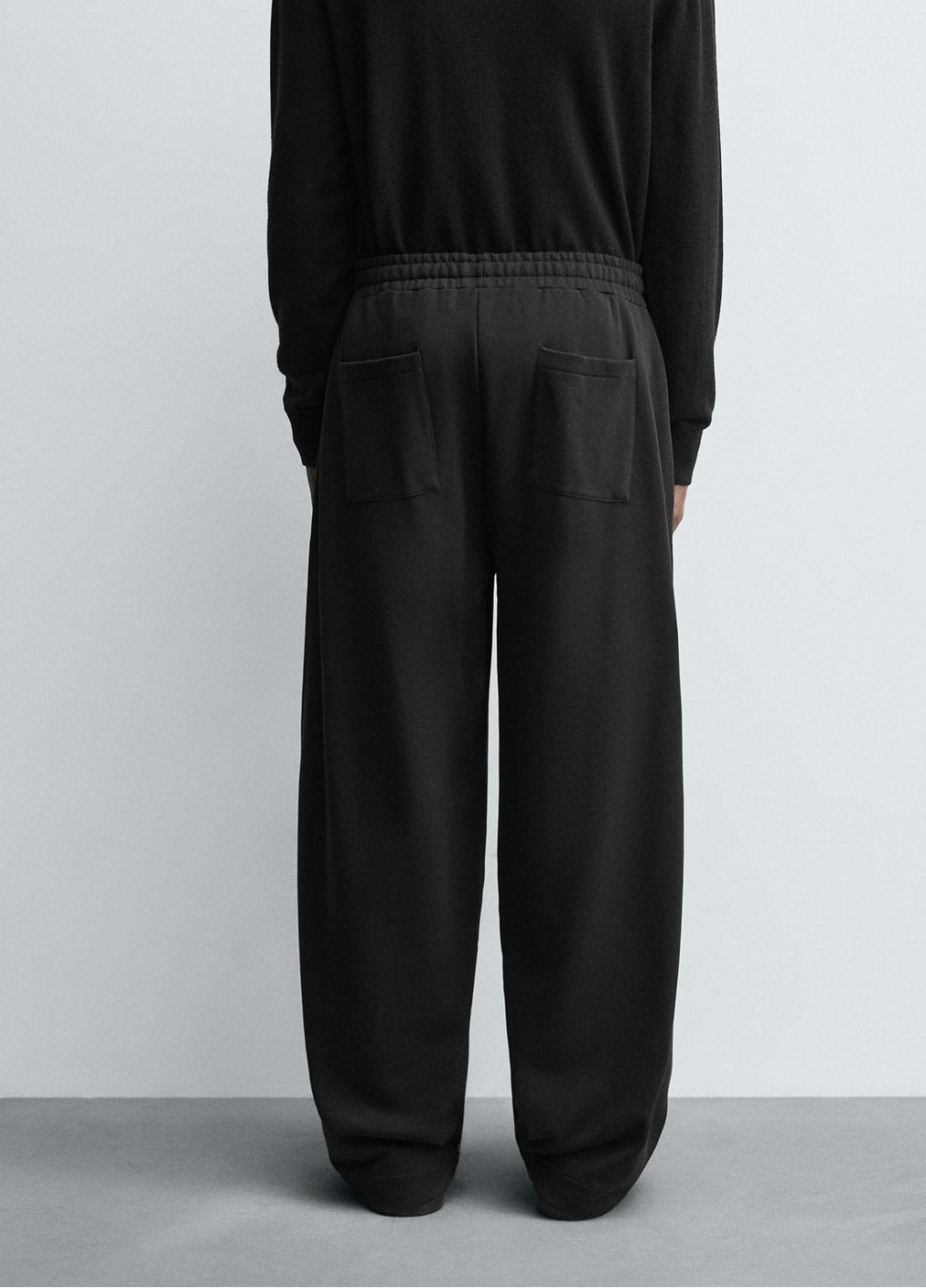 Черные повседневный демисезонные брюки Zara