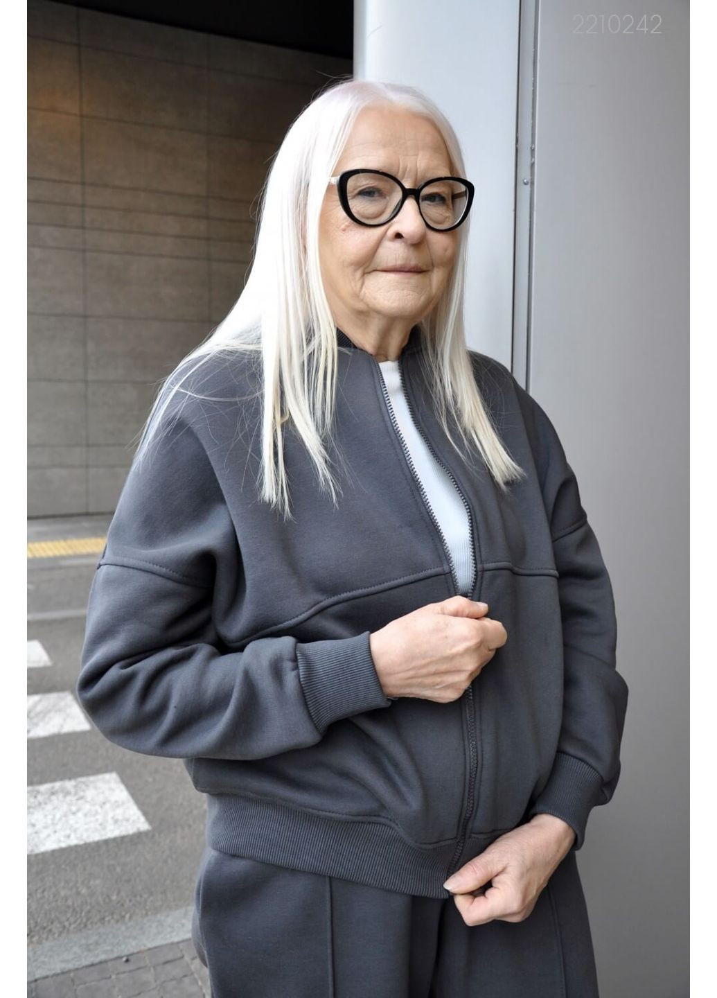 Спортивный стиль Спорт 24-2 (графит) 2210242 Peony (352260916)