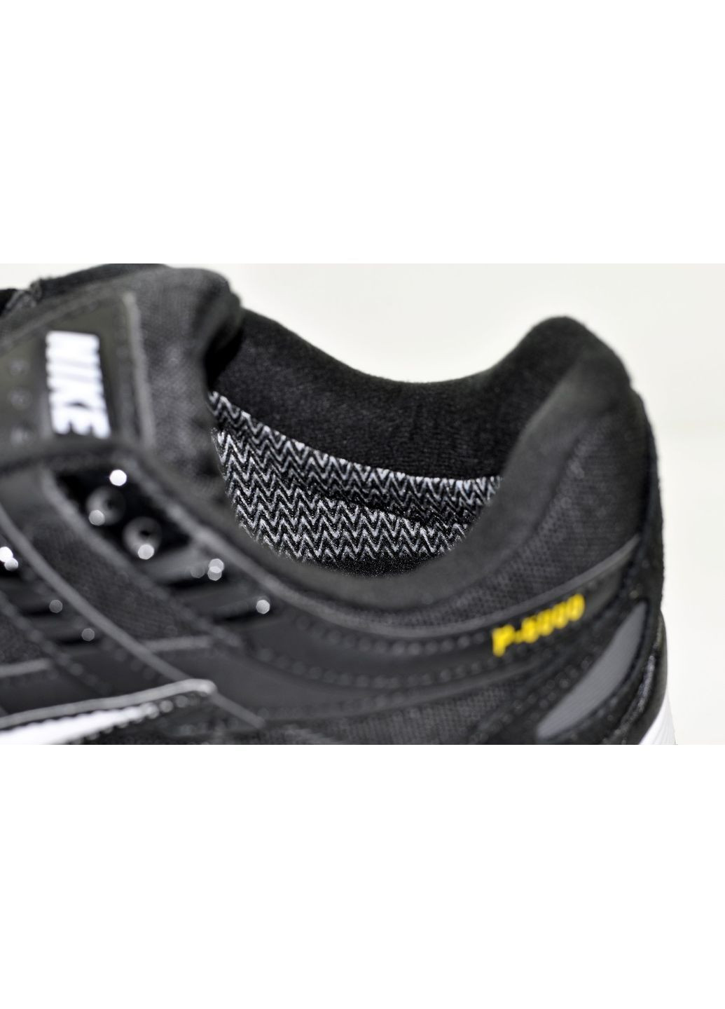 Термо унисекс кроссовки Nike P-6000 No Brand чёрно-белые зима (364929611)