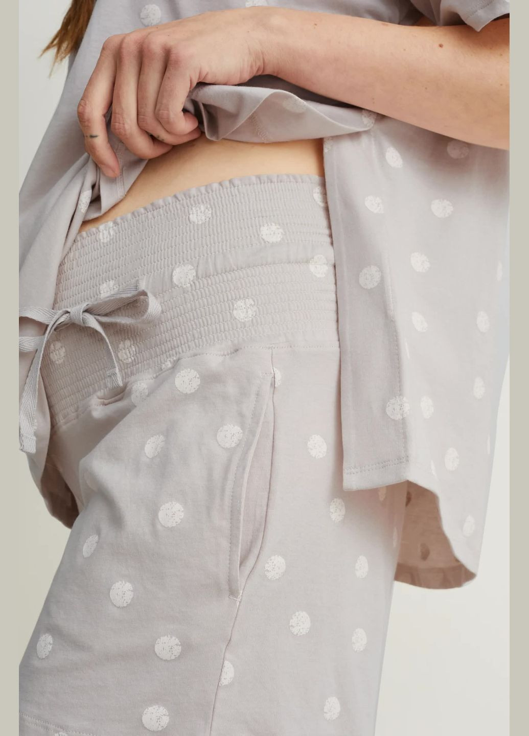 Бежевая летняя пижамная футболка для беременных C&A