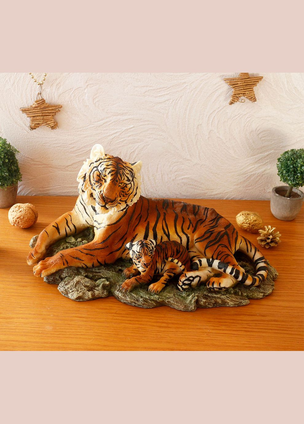 Статуэтка Тигрица с тигрёнком на отдыхе 39*22*21 см (СП320 цв) Гранд Презент (282743504)