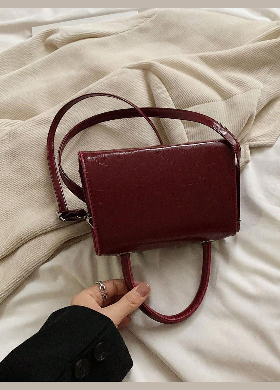 Женская классическая сумка 1642 кросс-боди на ремешке через плечо красная No Brand (306709517)