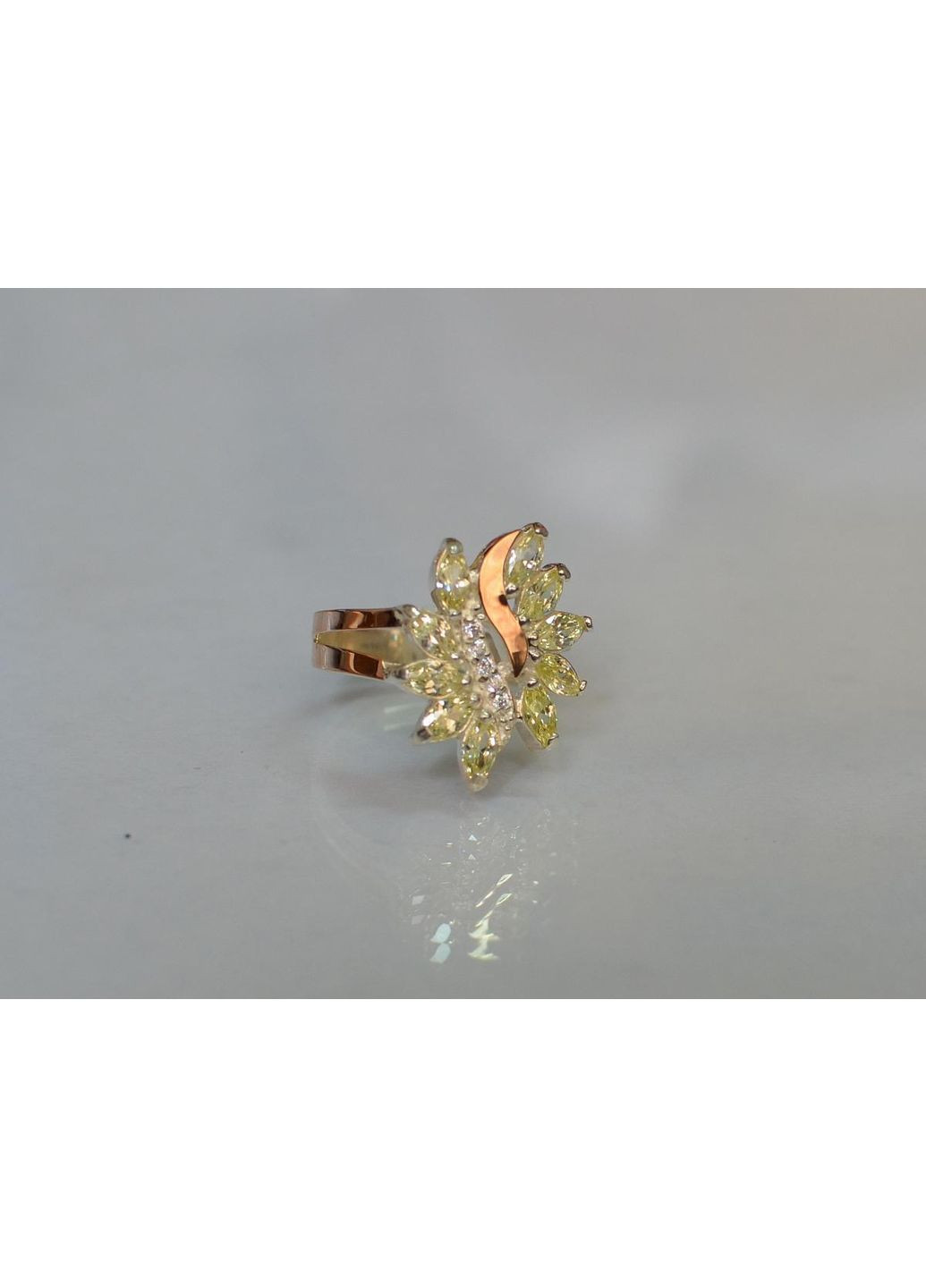 Срібна каблучка з золотими вставками Silver Style (367113072)