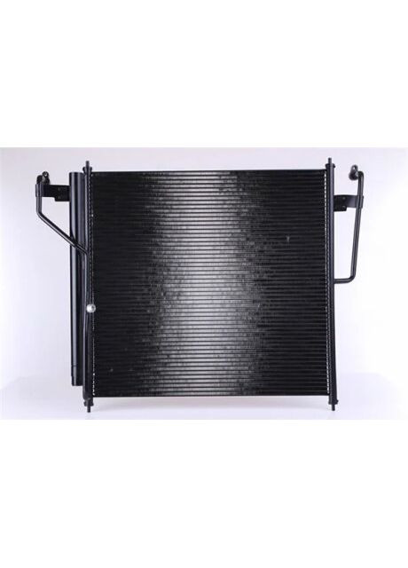 Конденсер кондиционера INFINITI QX 56 (+) 940503 Nissens (366733062)