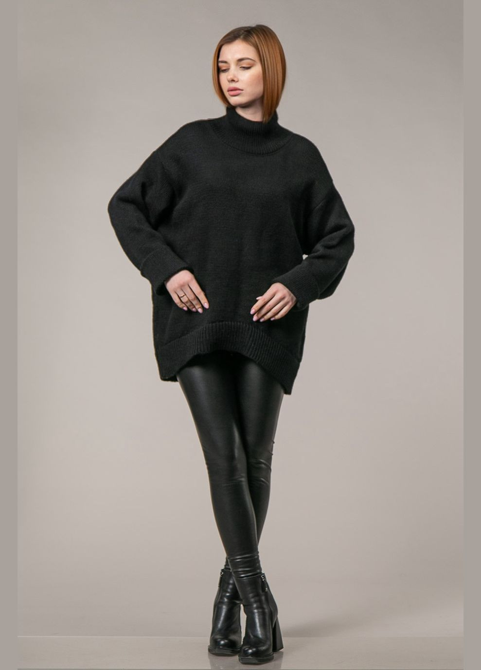 Черный демисезонный свитер свободного кроя one size CHICLY