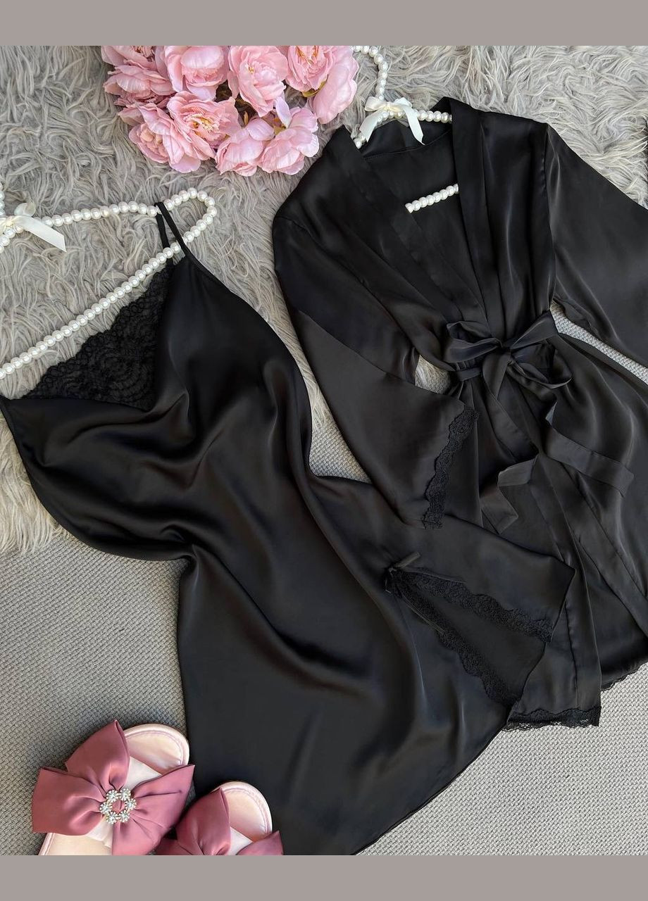 Чорний демісезонний комплект з халату та сорочки Avanti