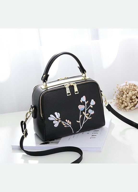 Детская мини сумочка с вышивкой цветочками, маленькая сумка подростковая вышивка цветы No Brand (334730587)