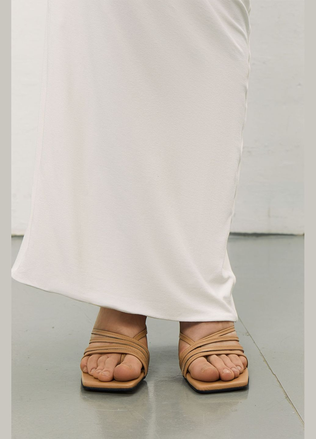 Бежевые мюли с тонкими ремешками 39 бежевый 2272 Papaya