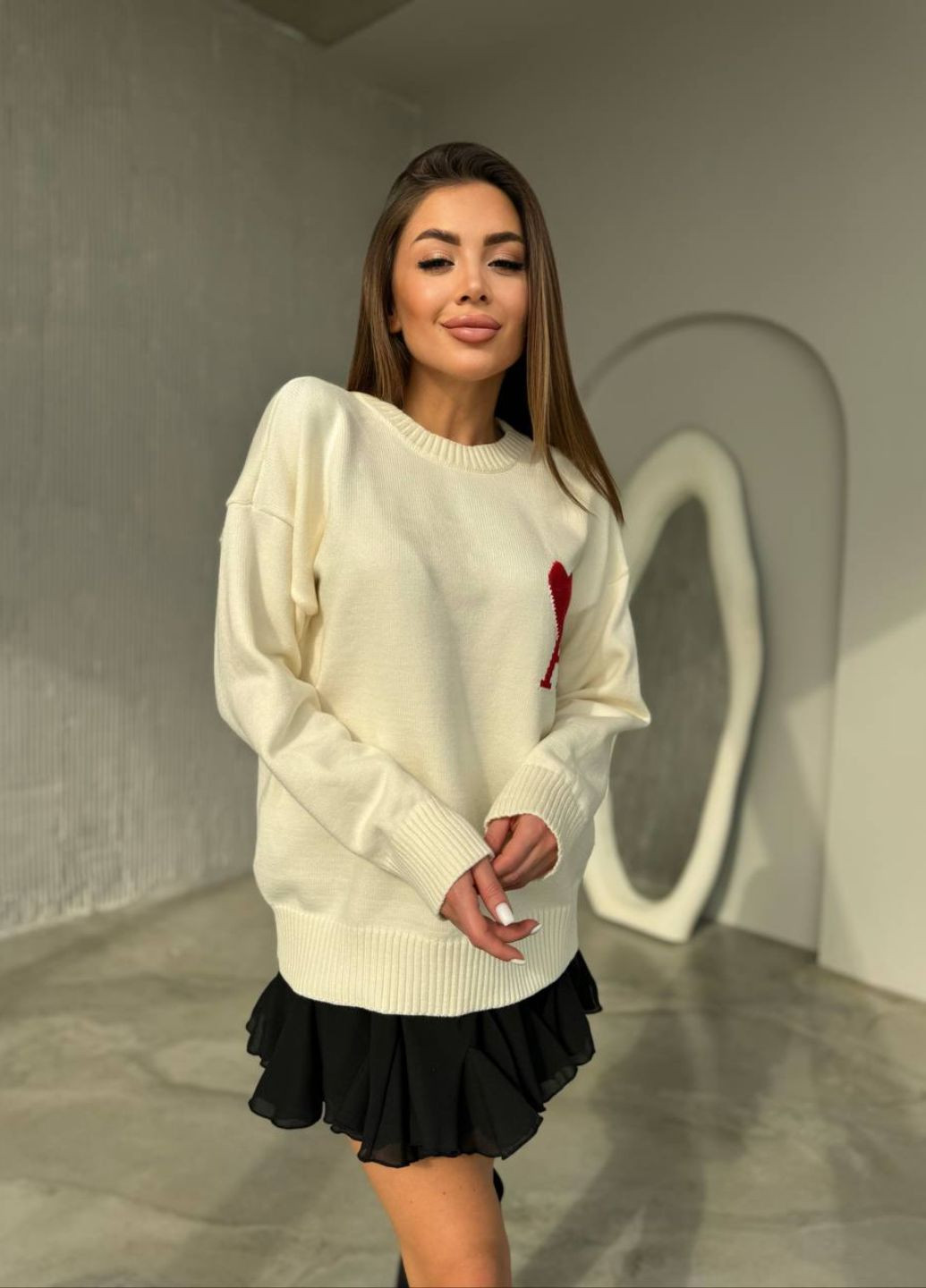 Молочный демисезонный трендовый женский свитер джемпер Україна