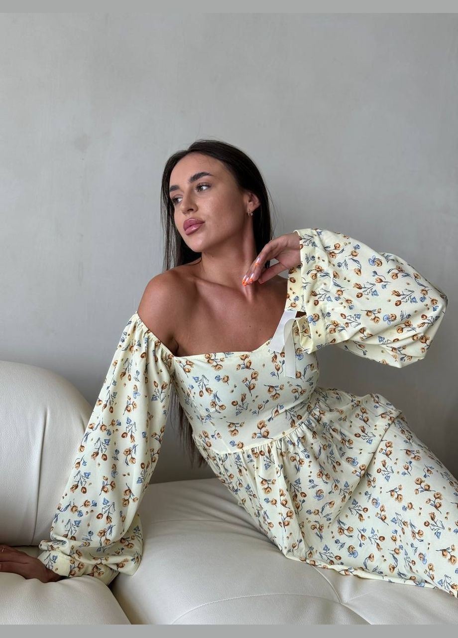 Світло-жовтий повсякденний сукня жіноча Україна з квітковим принтом