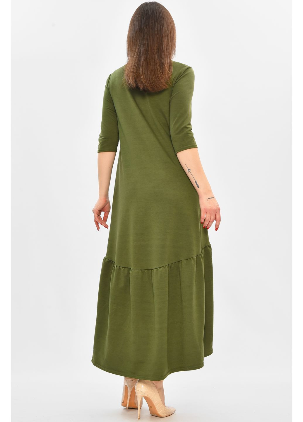 Оливковое повседневный платье женское полубатальное оливкового цвета с баской Let's Shop однотонное