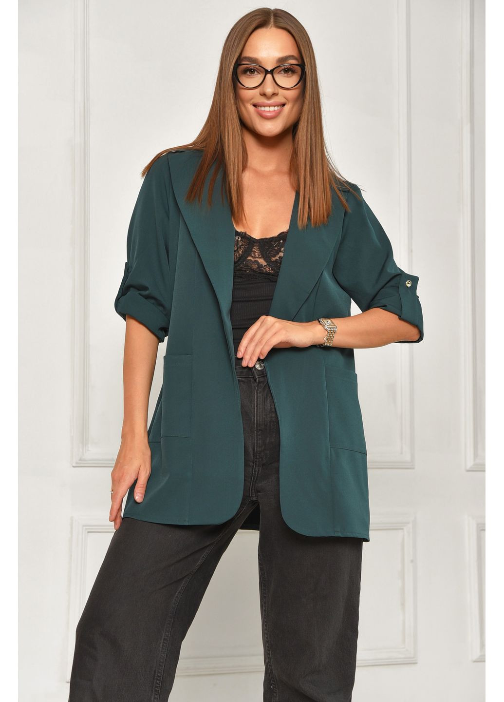 Темно-зеленый женский пиджак женский однотонный тёмно-зеленого цвета Let's Shop однотонный - демисезонный