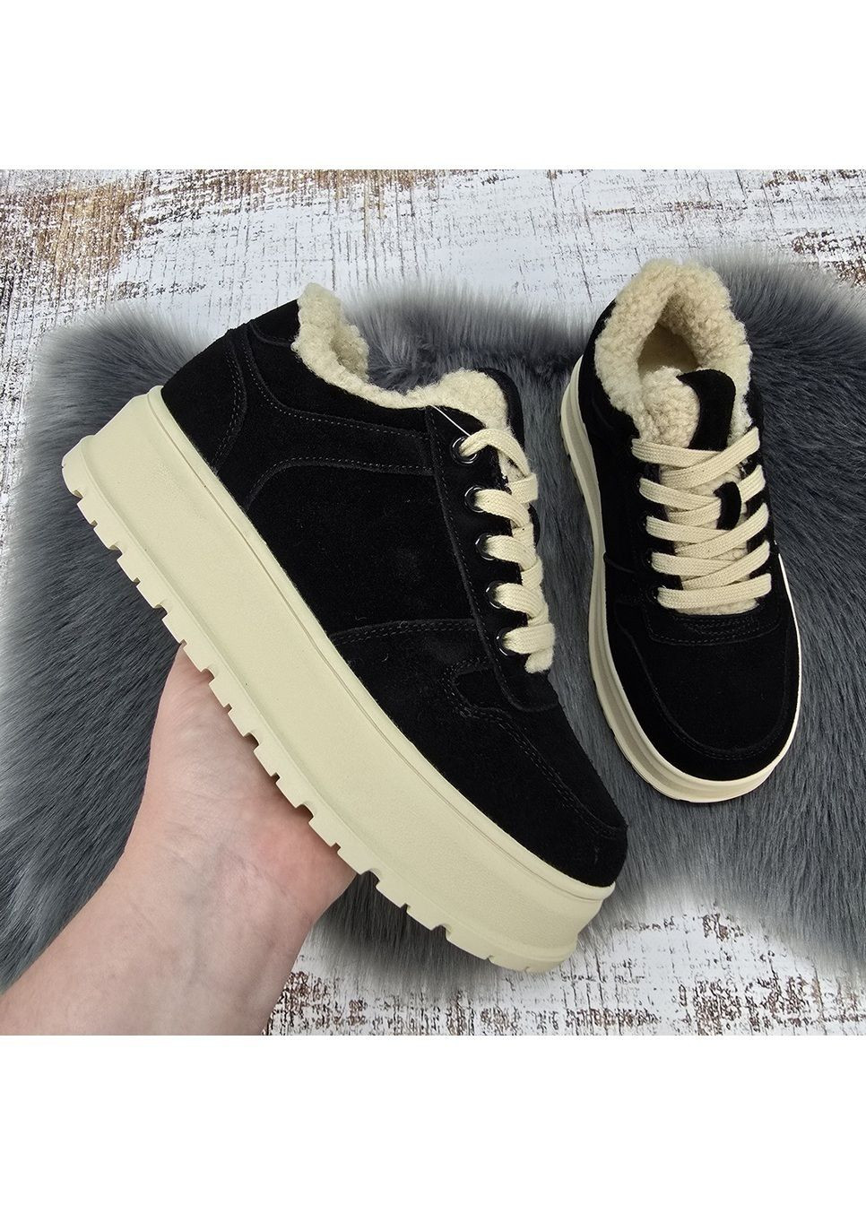 Зимние ботинки женские ITTS из натуральной замши