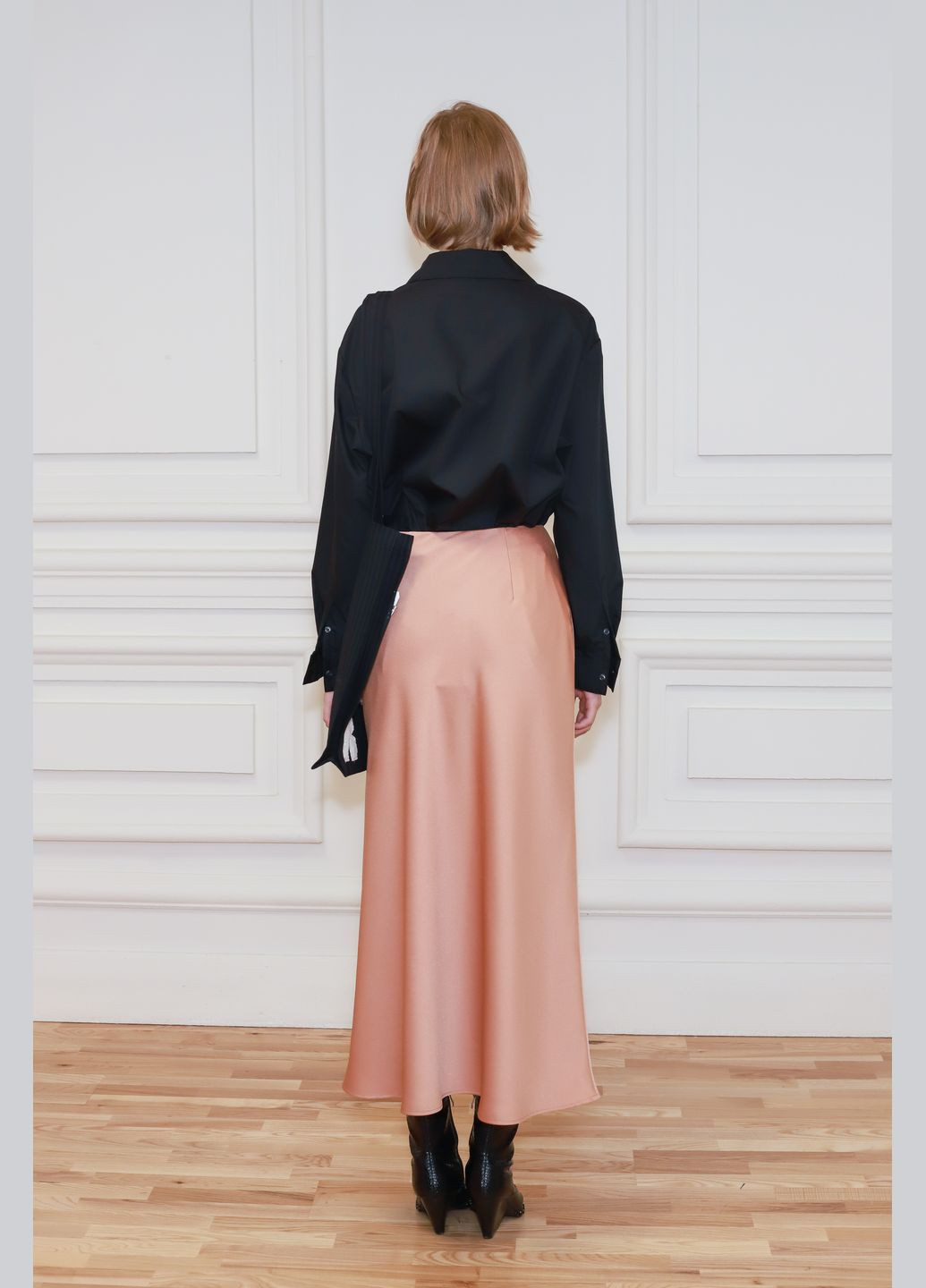 Бежевая кэжуал, вечерний бежевая атласная юбка меди длины айден Dolcedonna