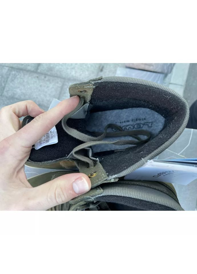 Оливковые зимние зимние мужские ботинки Lowa