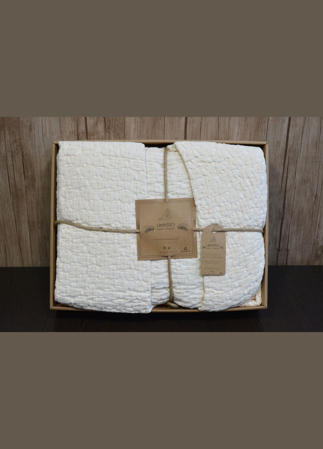 Покривало з наволочками 240×260 см. Ambiance Кремове Limasso (318387386)