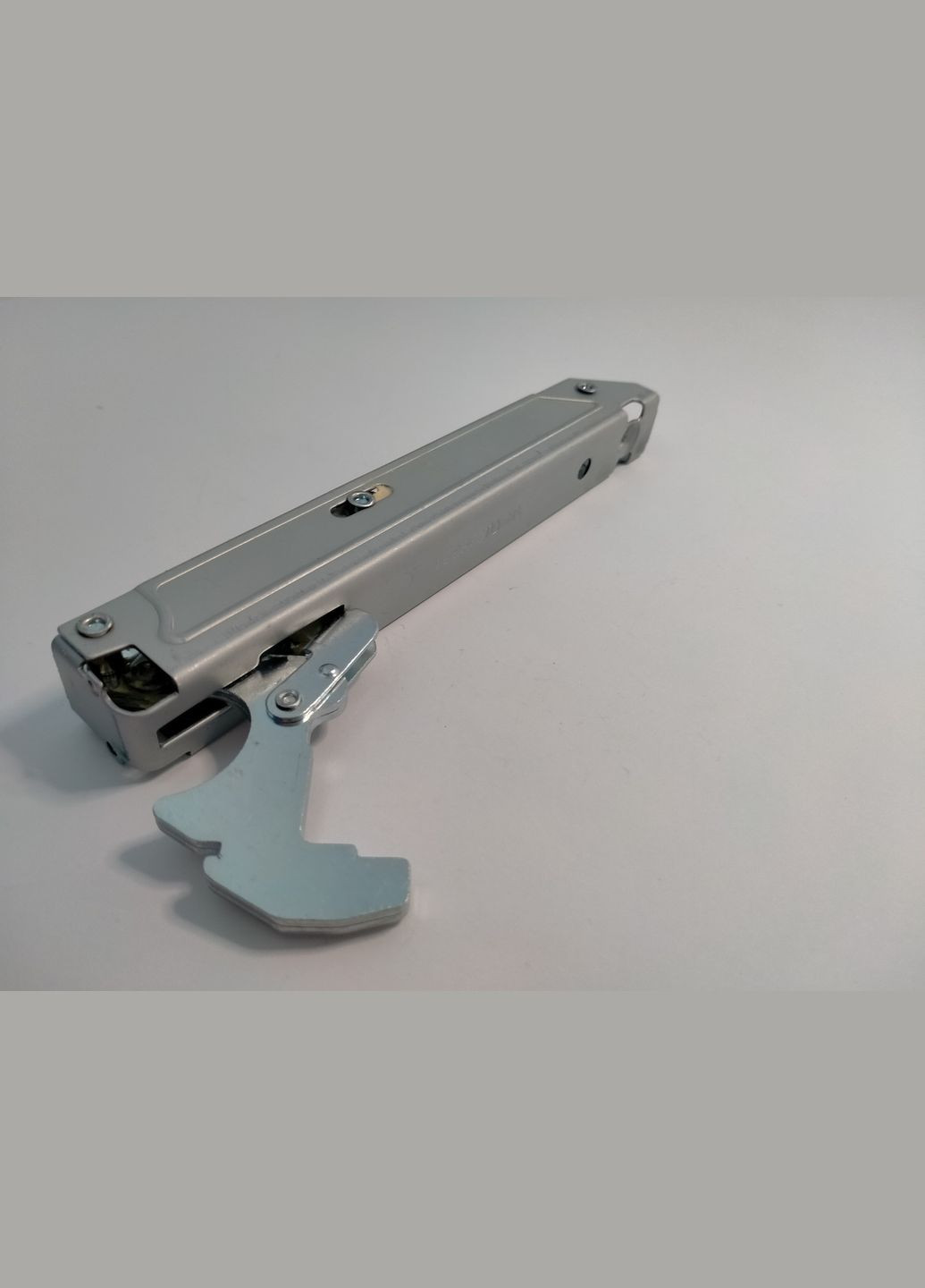 Петля двери духовки 166670 Gorenje (329202174)